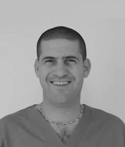 ד"ר אייל גיל